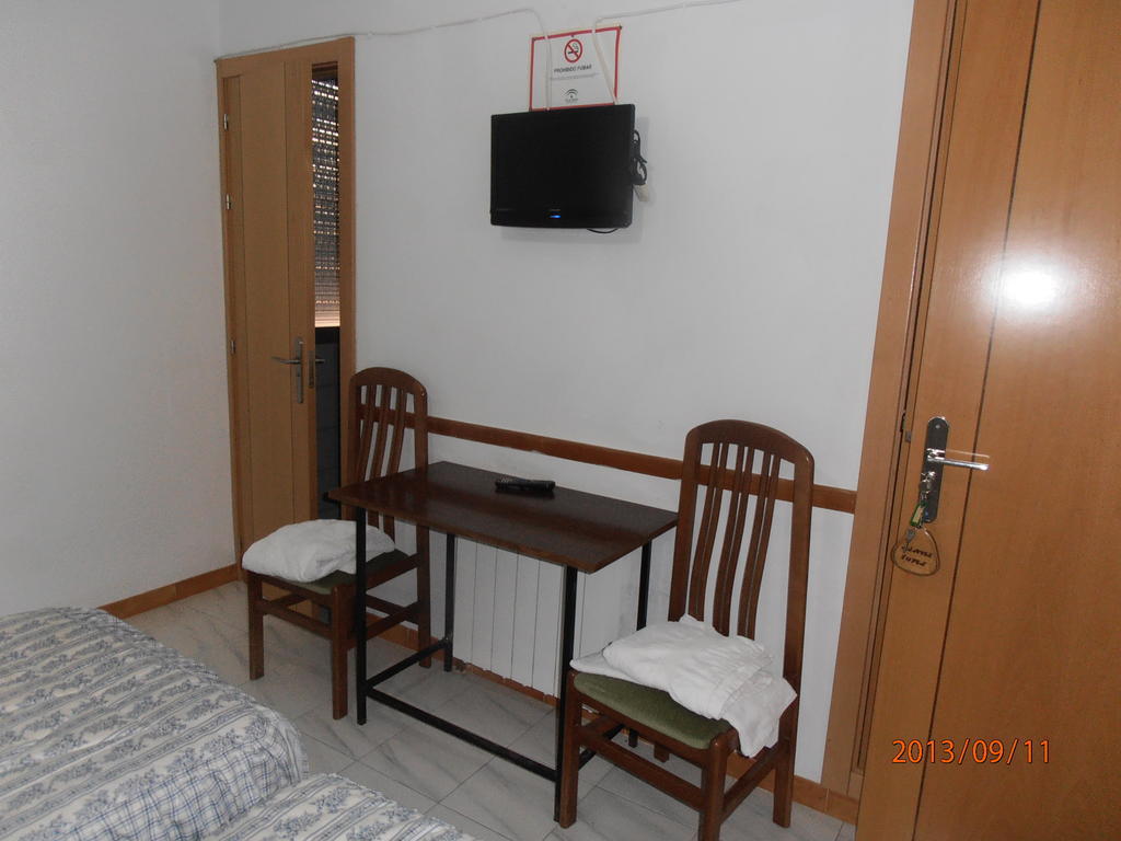 Hostal Restaurante Las Rejas 아르키도나 외부 사진