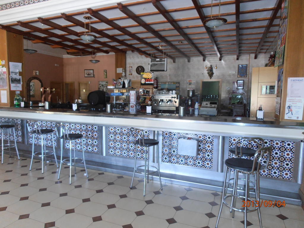 Hostal Restaurante Las Rejas 아르키도나 외부 사진